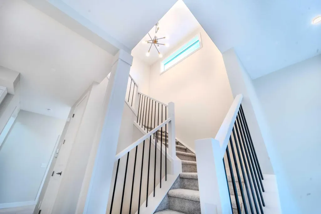 124 Waterford Way Chestermere AB T1X3A2