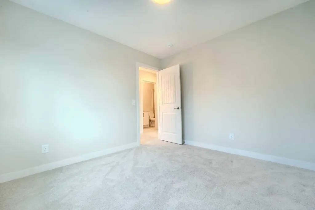 124 Waterford Way Chestermere AB T1X3A2