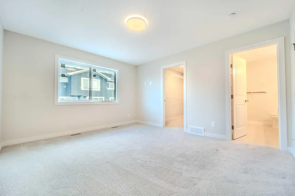 124 Waterford Way Chestermere AB T1X3A2