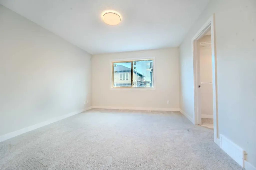 124 Waterford Way Chestermere AB T1X3A2