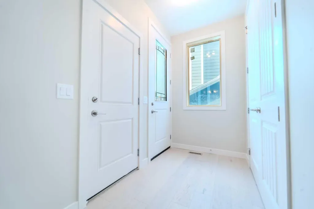124 Waterford Way Chestermere AB T1X3A2