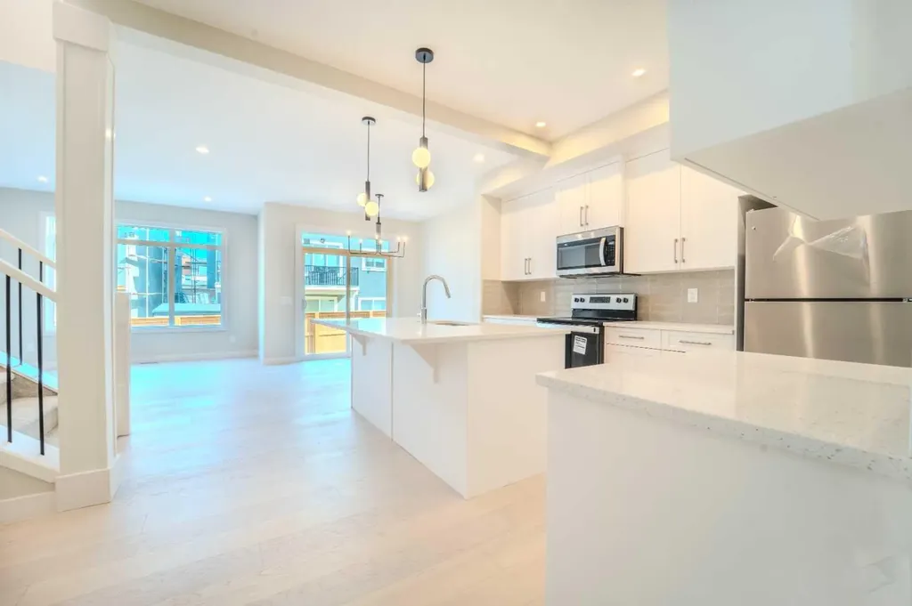 124 Waterford Way Chestermere AB T1X3A2