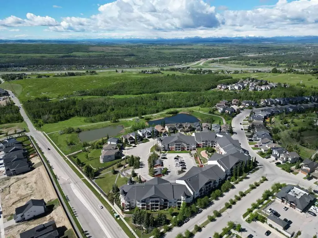 26 Val Gardena View SW Calgary AB T3H 5Z5