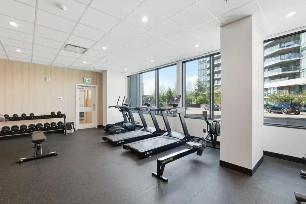 730 2 Avenue Calgary AB T2P 1R8