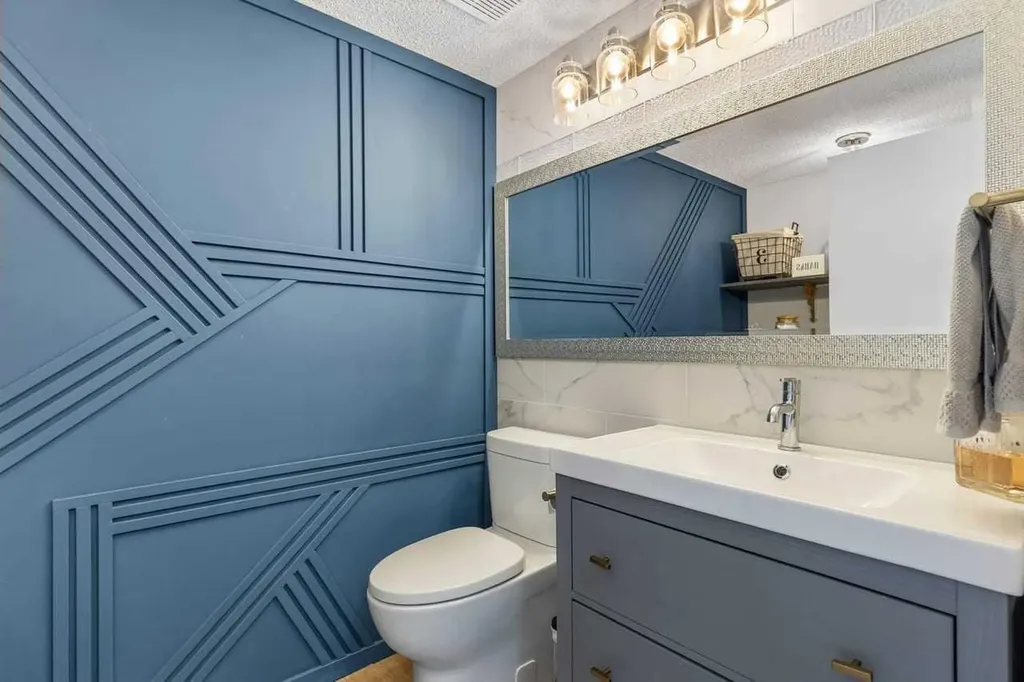 123 Mt Lorette Close SE Calgary AB T2Z2L8