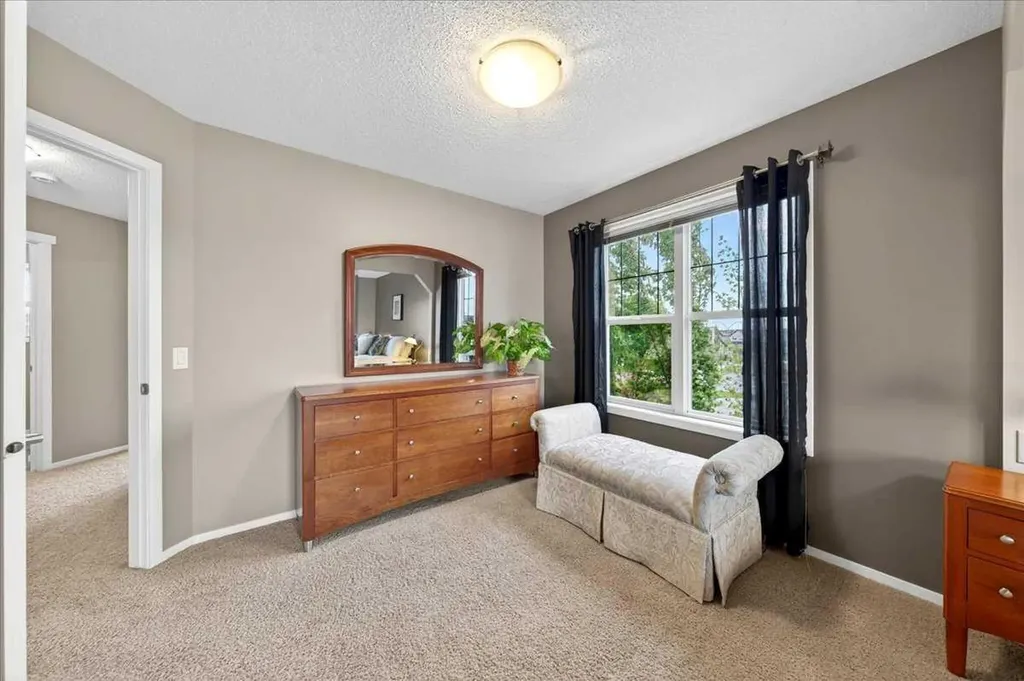30 Copperstone Green SE Calgary AB T2Z0R8