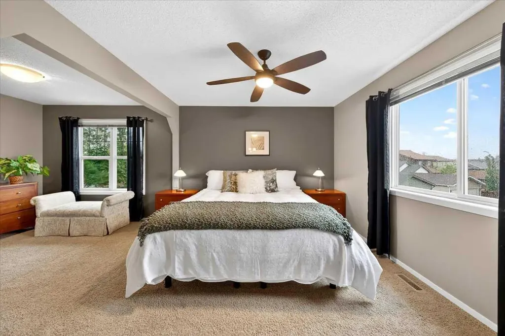 30 Copperstone Green SE Calgary AB T2Z0R8