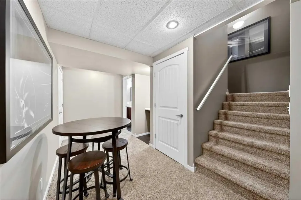 30 Copperstone Green SE Calgary AB T2Z0R8
