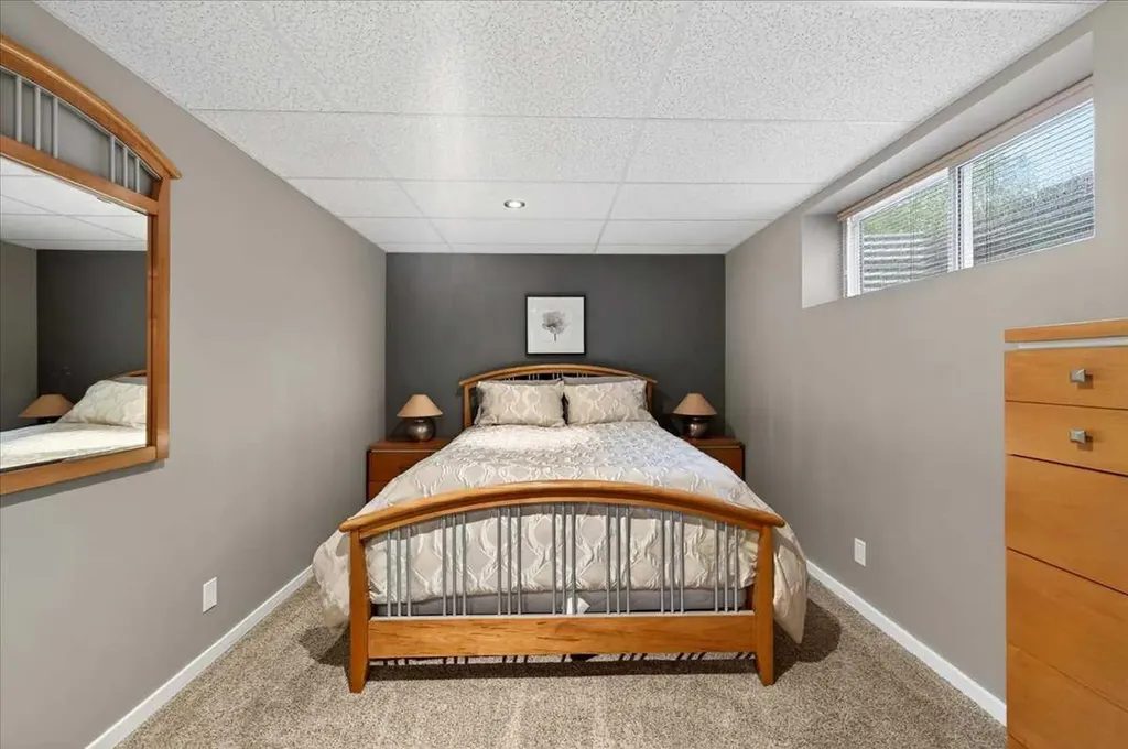 30 Copperstone Green SE Calgary AB T2Z0R8