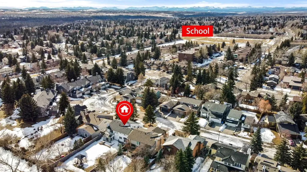 40 Wood Crescent SW Calgary AB T2W 4B6