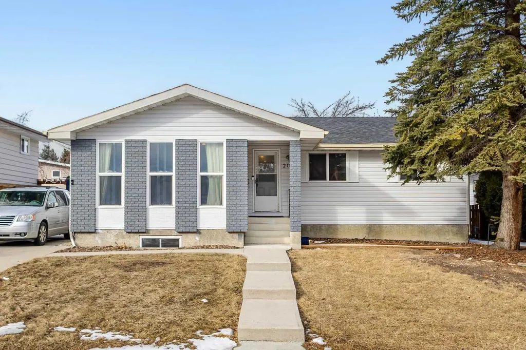 208 Woodpark Place SW Calgary AB T2M 2S5