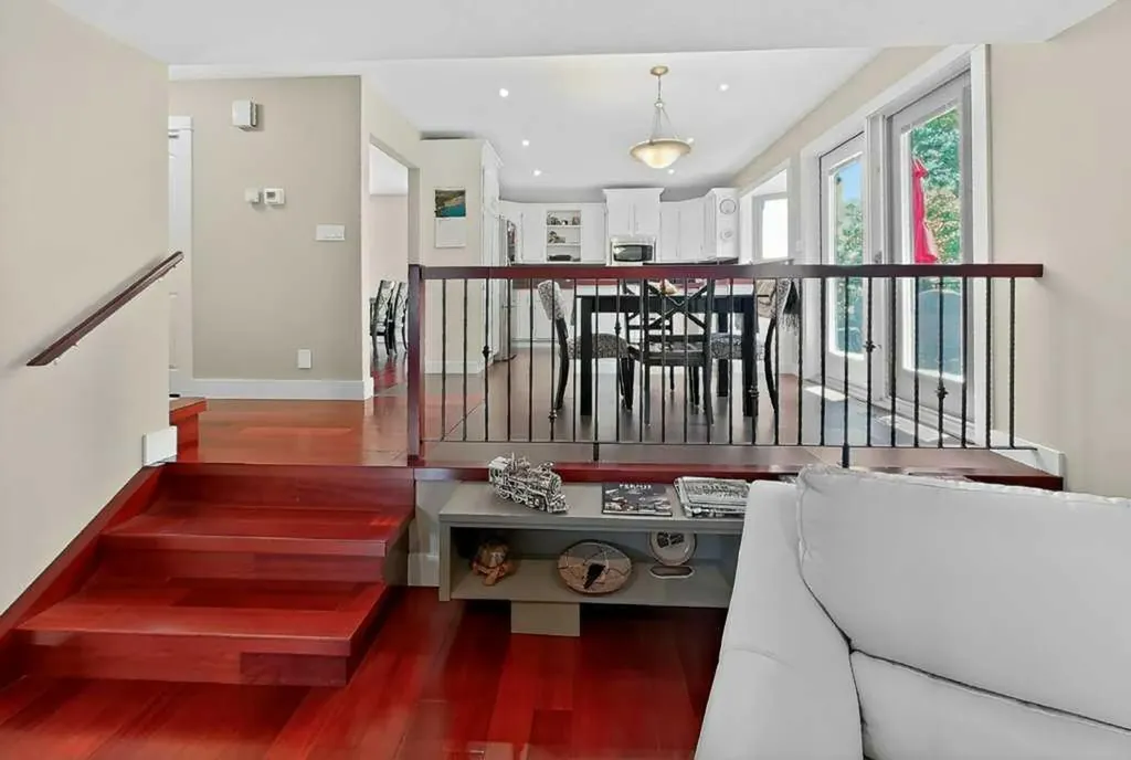 63 Wildwood Crescent W Lethbridge AB T1K6C8