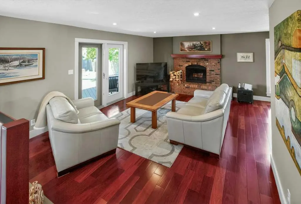 63 Wildwood Crescent W Lethbridge AB T1K6C8
