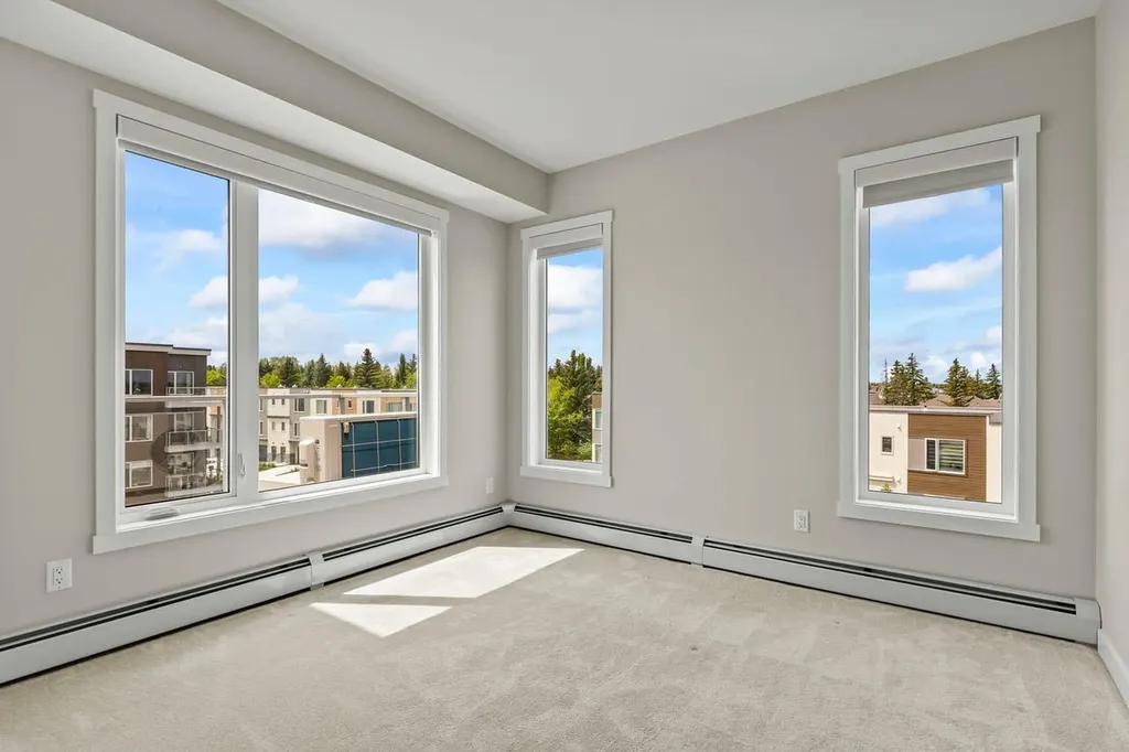 660 Shawnee Square SW Calgary AB T2Y 0X6