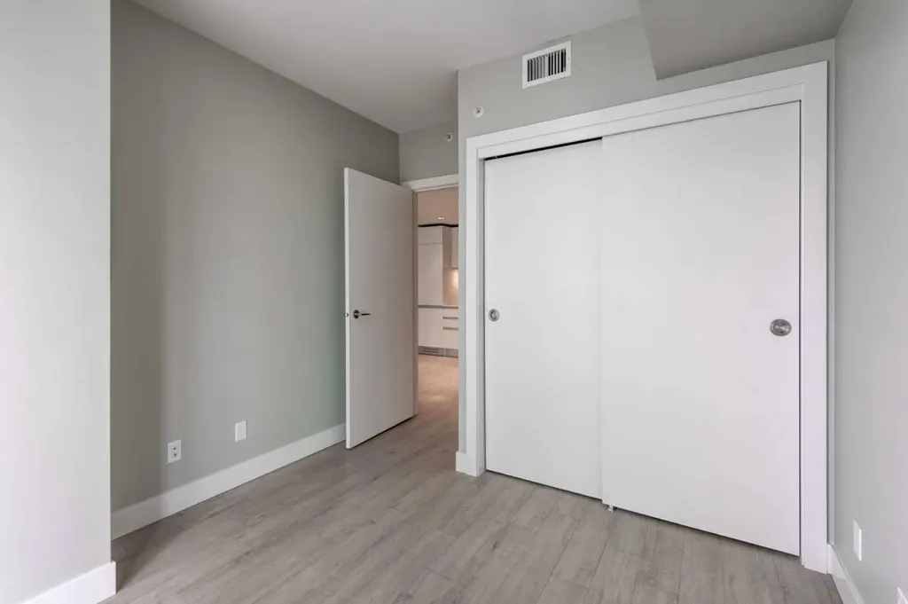 1188 3 Street SE Calgary AB T2G1H8