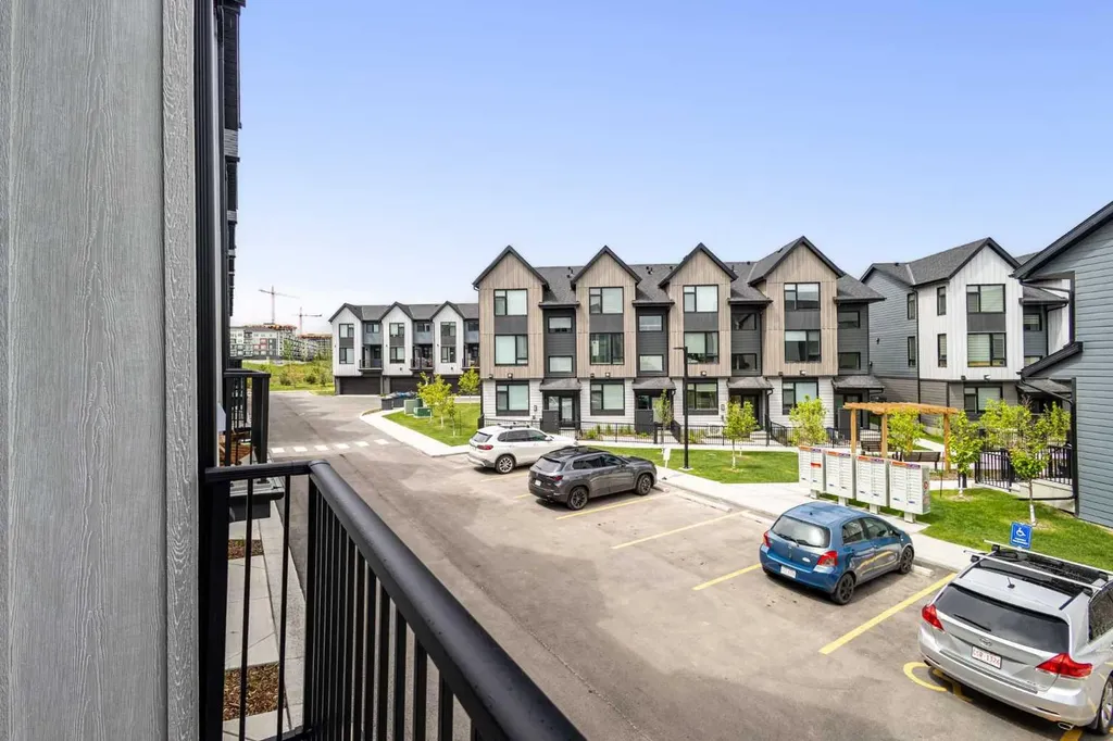85 Sage Hill Heights NW Calgary AB T3R 2E5