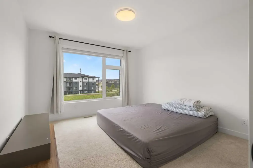 85 Sage Hill Heights NW Calgary AB T3R 2E5