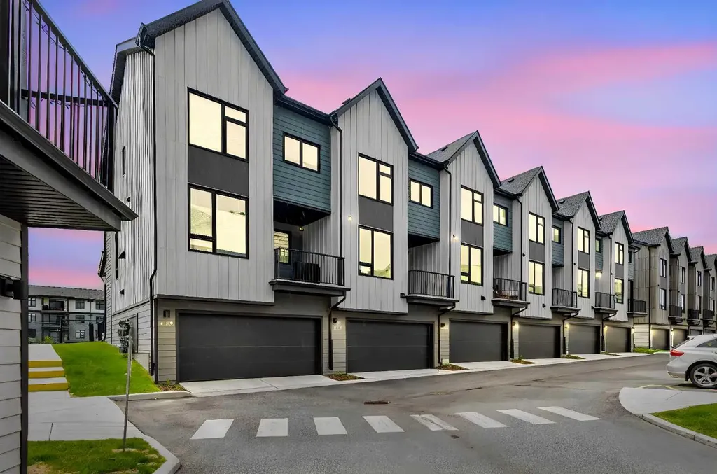 85 Sage Hill Heights NW Calgary AB T3R 2E5