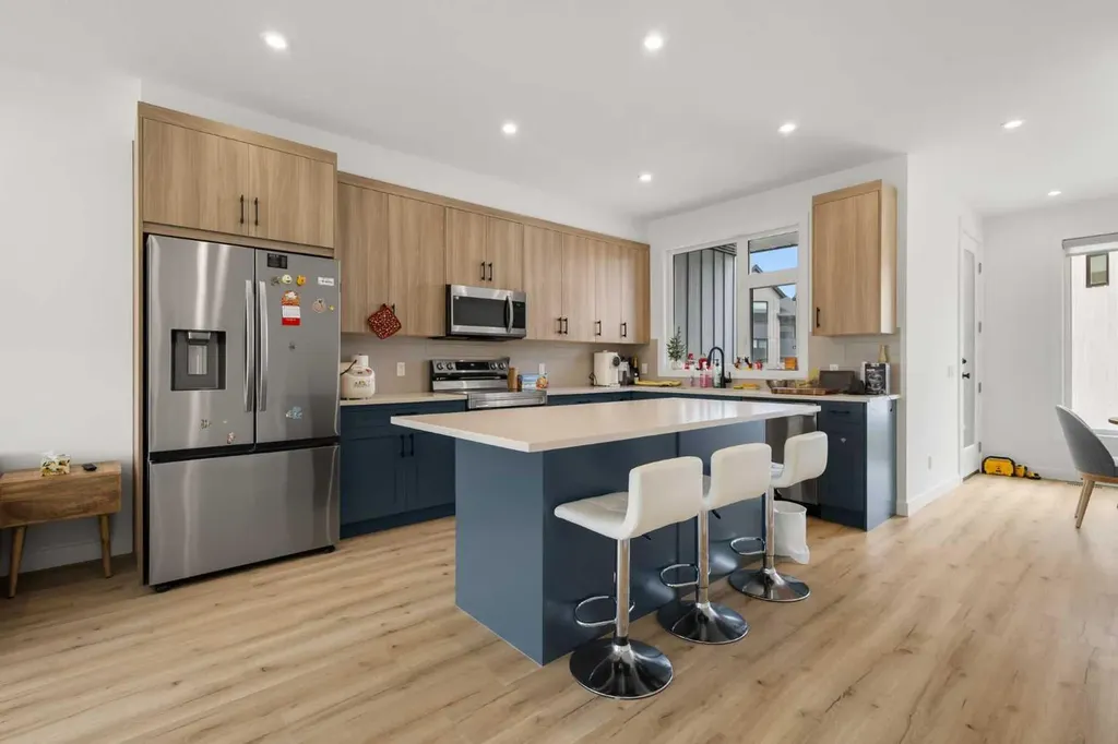 85 Sage Hill Heights NW Calgary AB T3R 2E5