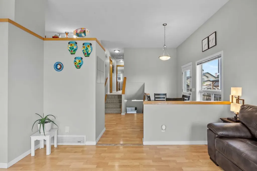 67 Saddlemead Green NE Calgary AB T3J 4M8