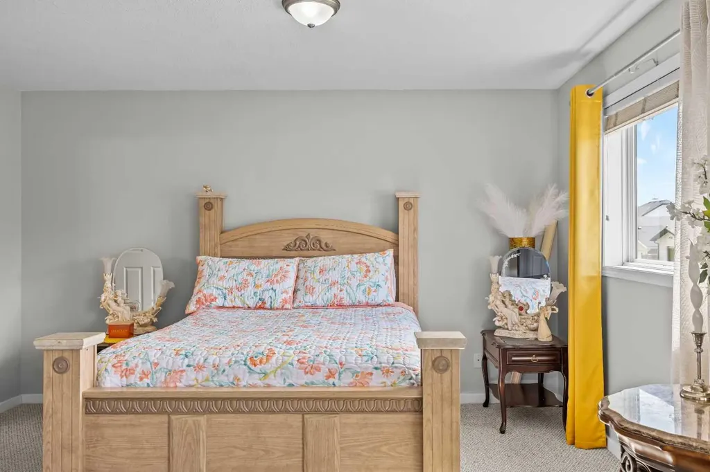 67 Saddlemead Green NE Calgary AB T3J 4M8