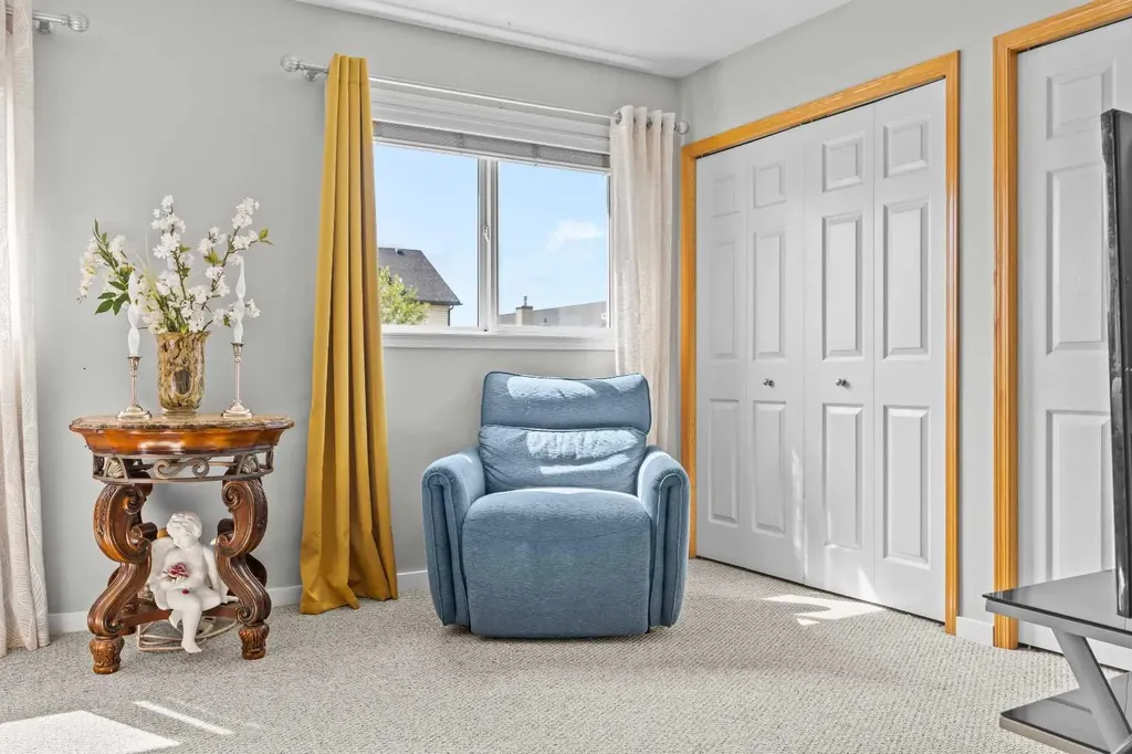 67 Saddlemead Green NE Calgary AB T3J 4M8