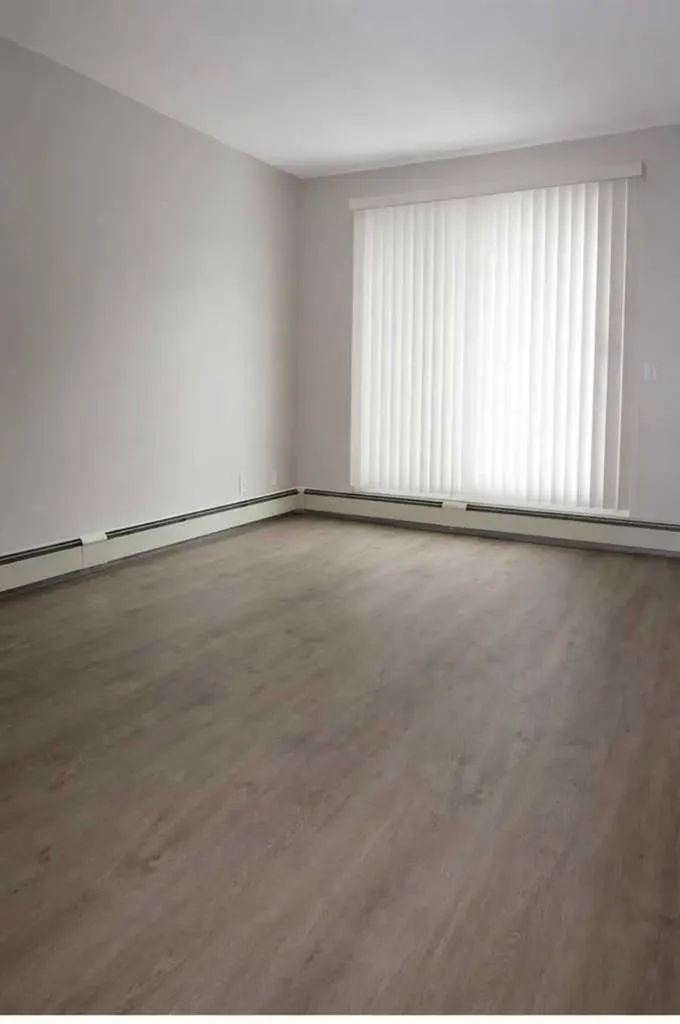626 2 Avenue NE Calgary AB t2e0e8