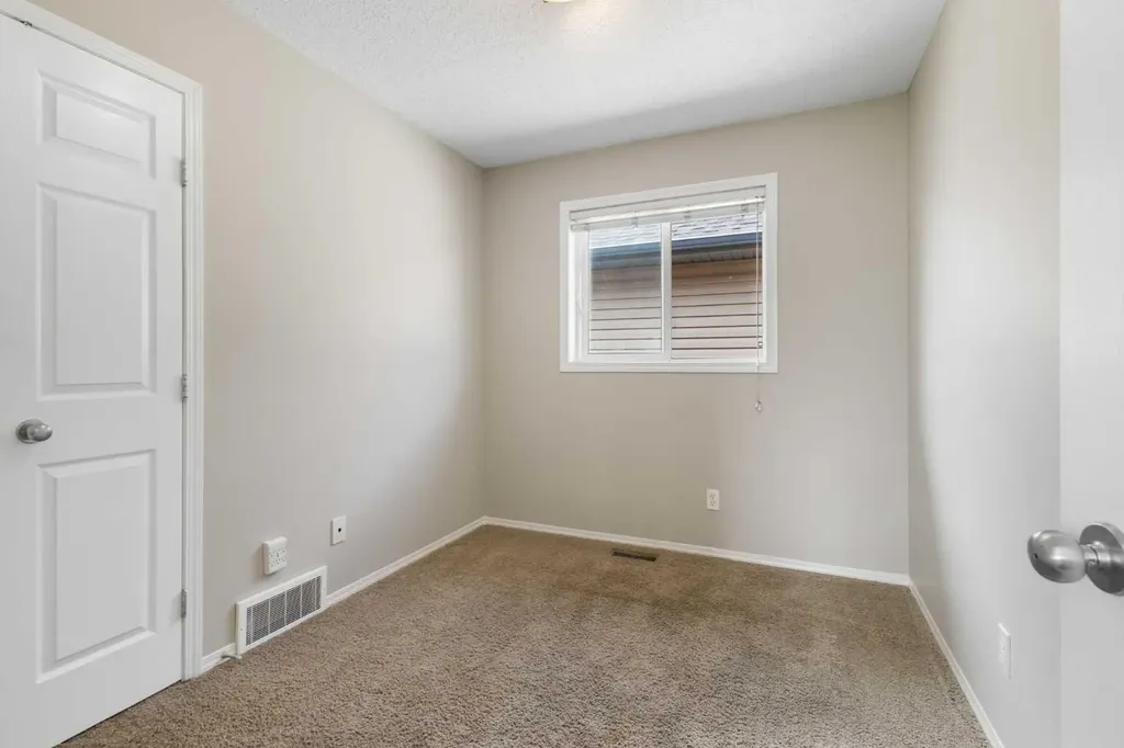 5 Taralake Terrace NE Calgary AB T3J 0A8
