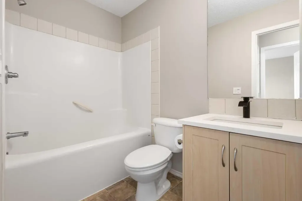 5 Taralake Terrace NE Calgary AB T3J 0A8