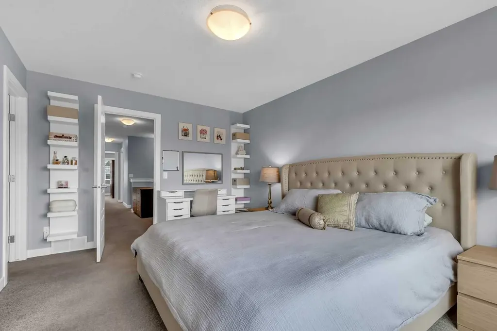 100 Nolancrest Circle NW Calgary AB T3R 0T7