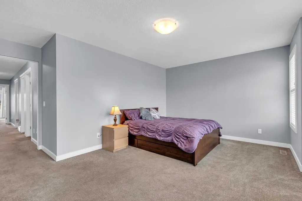 100 Nolancrest Circle NW Calgary AB T3R 0T7