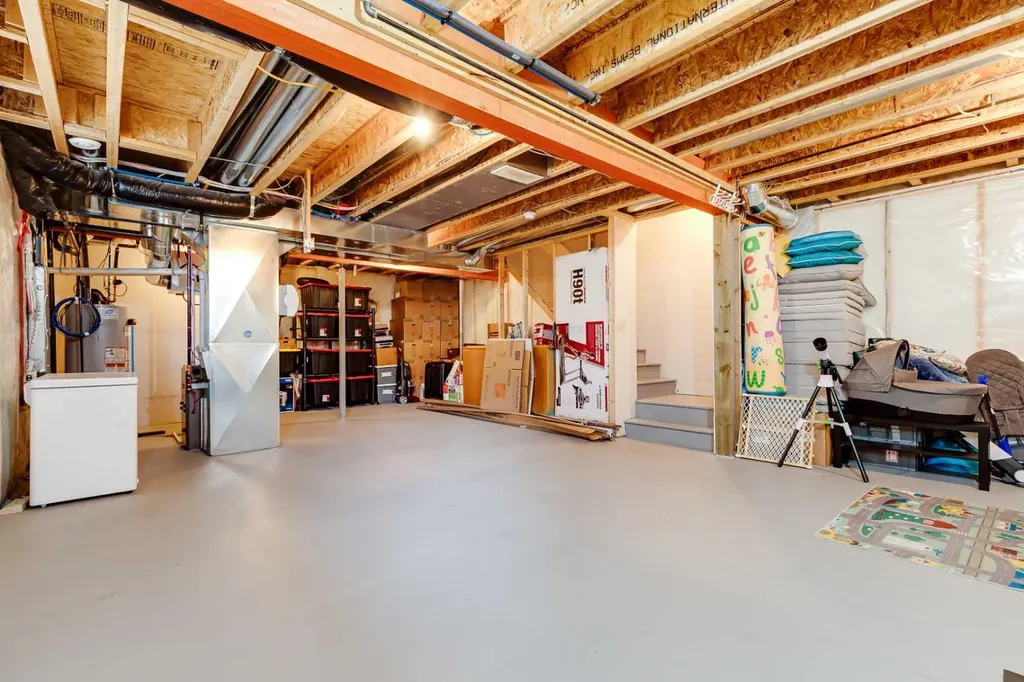 100 Nolancrest Circle NW Calgary AB T3R 0T7