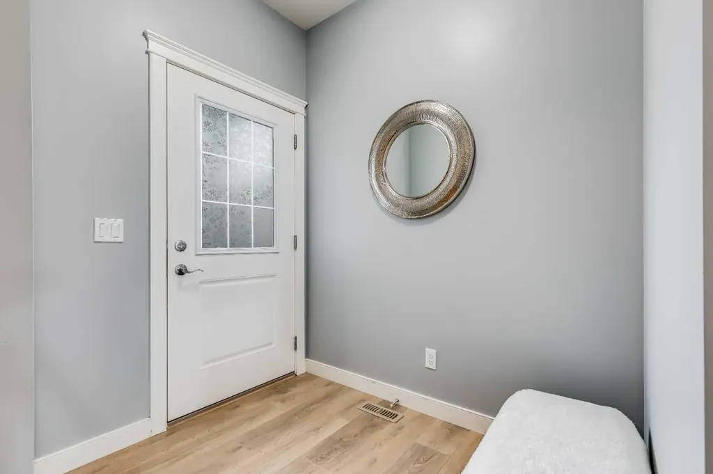 100 Nolancrest Circle NW Calgary AB T3R 0T7
