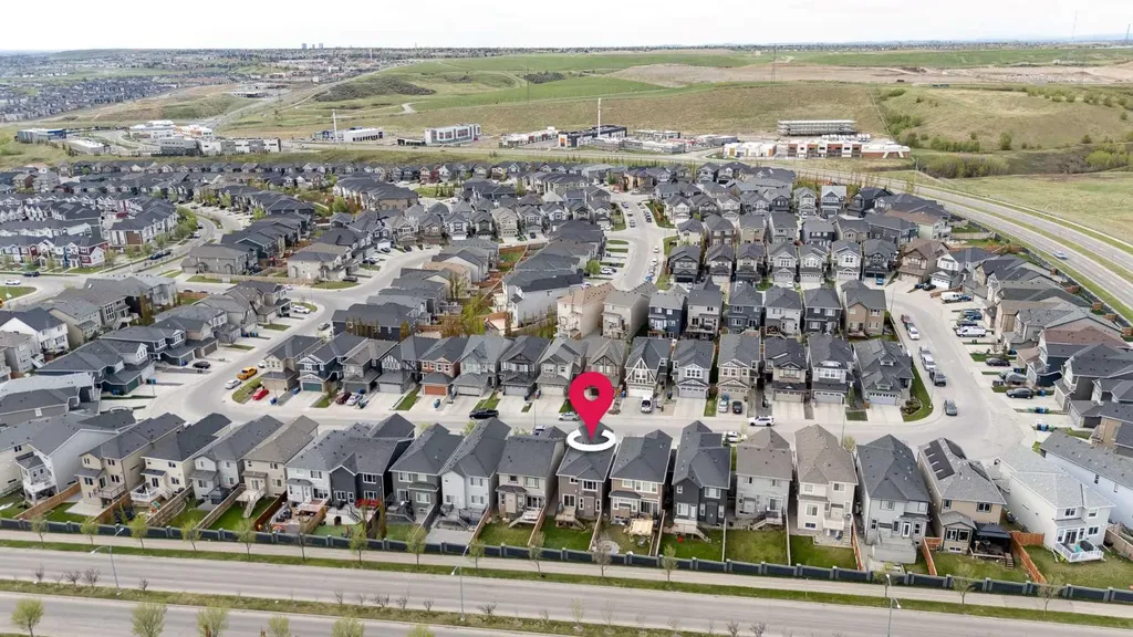 100 Nolancrest Circle NW Calgary AB T3R 0T7