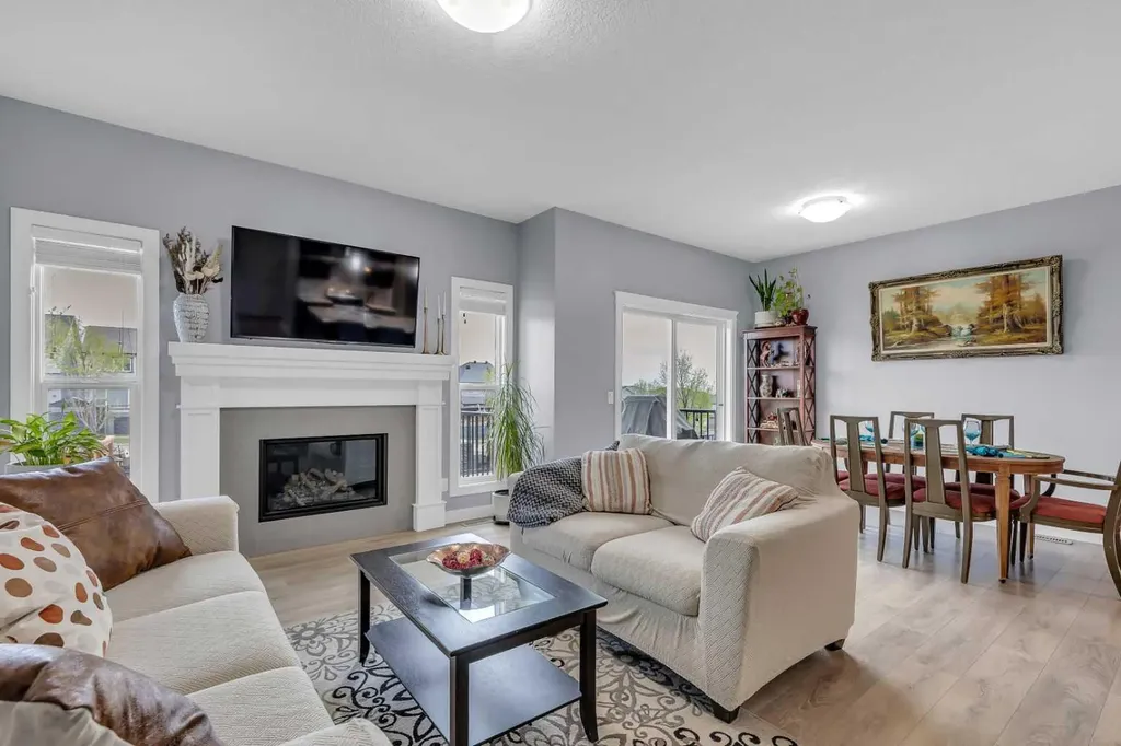 100 Nolancrest Circle NW Calgary AB T3R 0T7