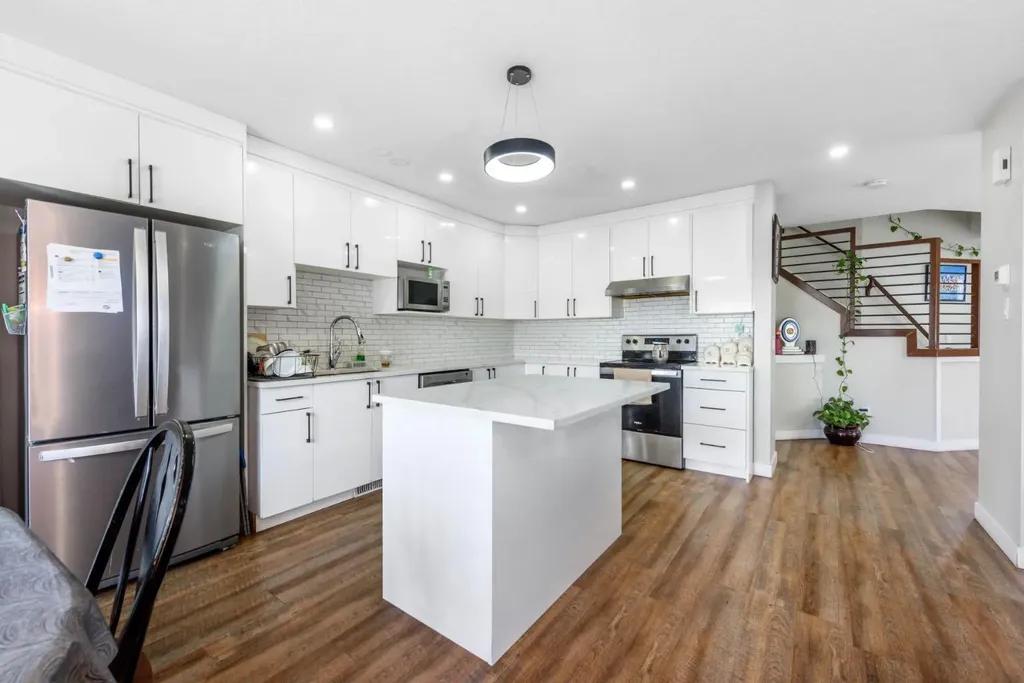 183 Saddleback Road NE Calgary AB T3J 4K6