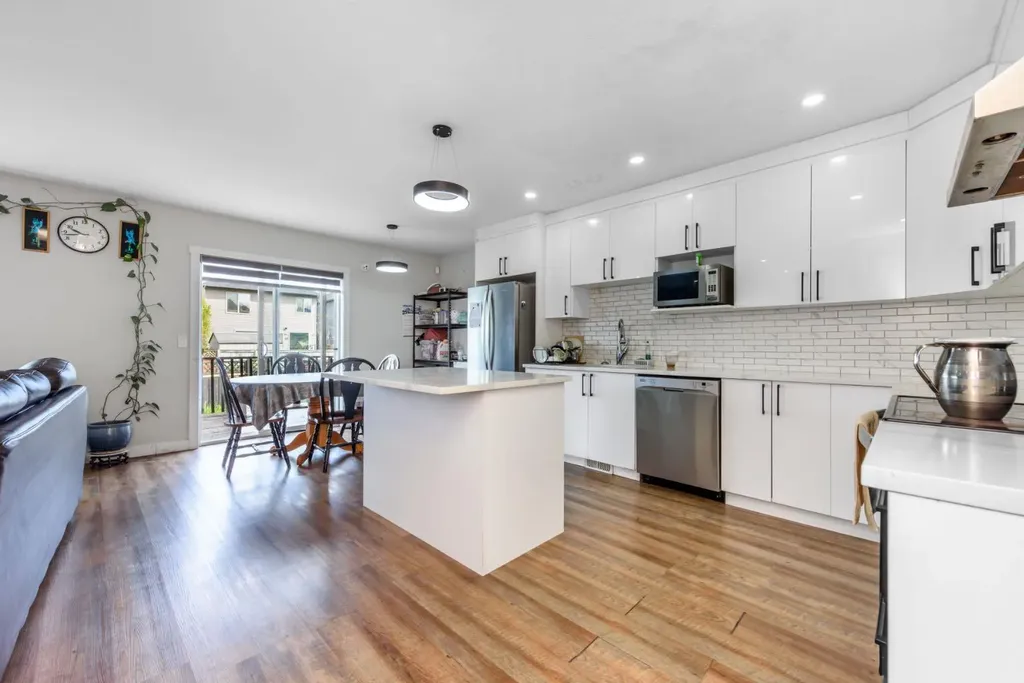 183 Saddleback Road NE Calgary AB T3J 4K6