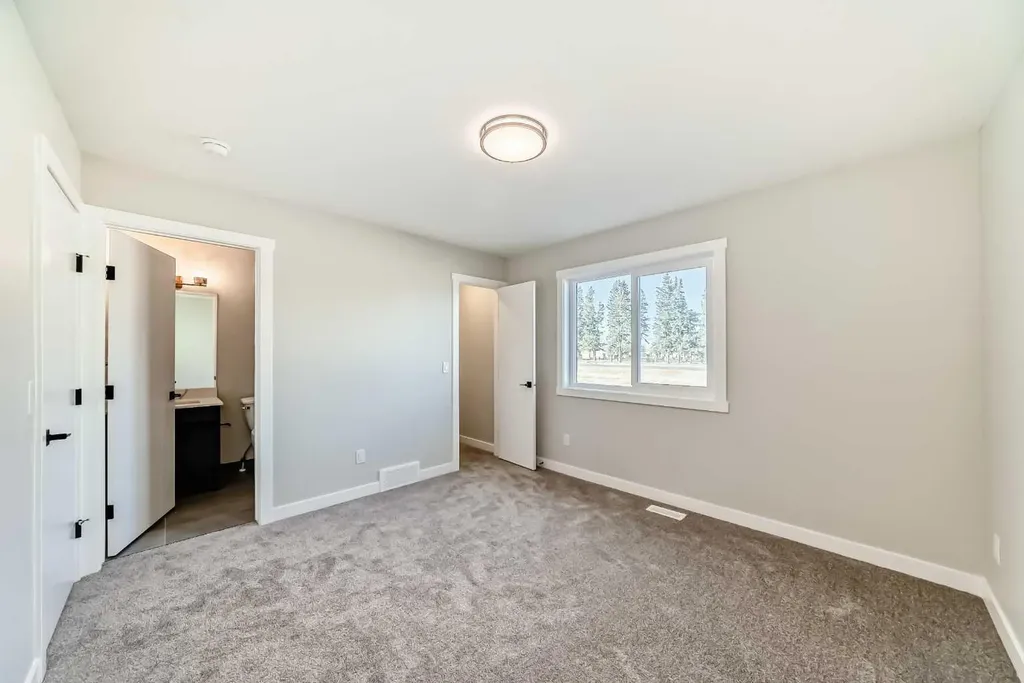 1002 Clover Road Carstairs AB T0M0N0