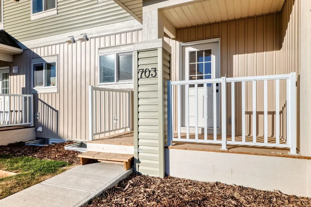 1002 Clover Road Carstairs AB T0M0N0