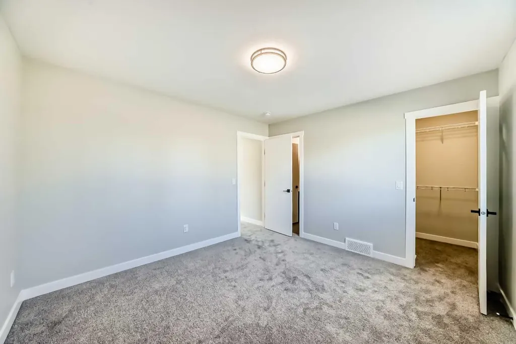 1003 Clover Road Carstairs AB T0M0N0