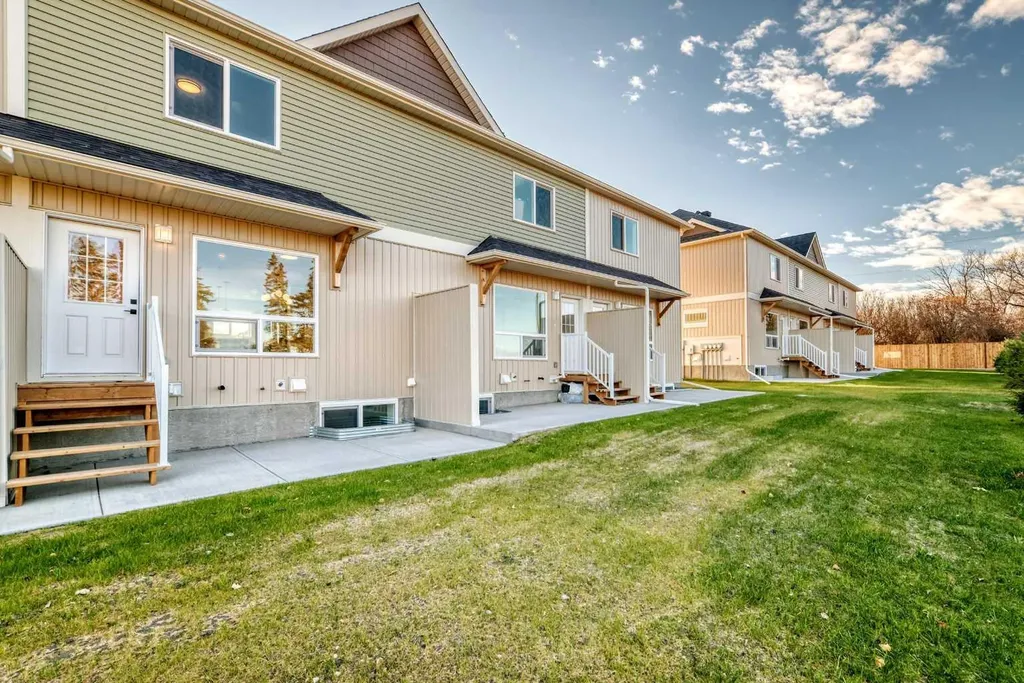 1003 Clover Road Carstairs AB T0M0N0
