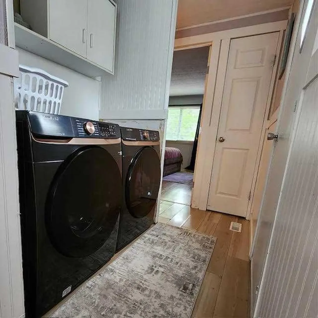 726 Carmichael Lane Hinton AB T7V1T1