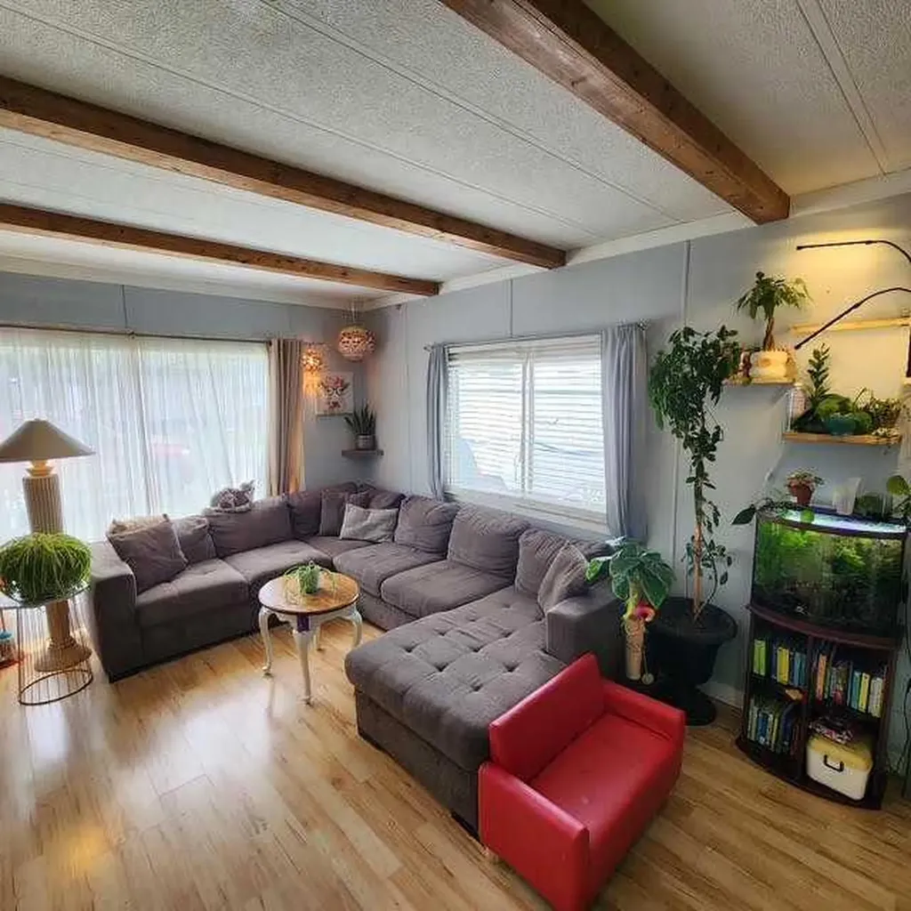 726 Carmichael Lane Hinton AB T7V1T1