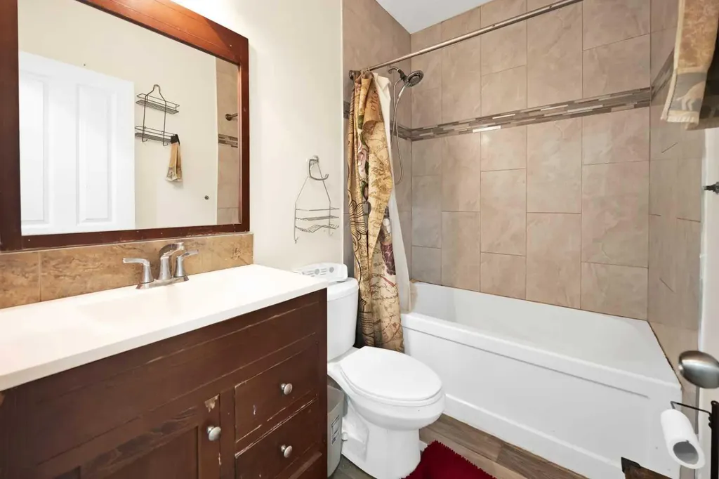 44 Skyview Shores Link NE Calgary AB T3N0J1