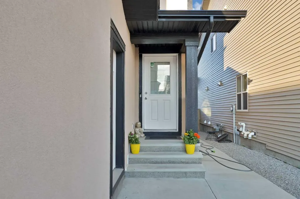 44 Skyview Shores Link NE Calgary AB T3N0J1