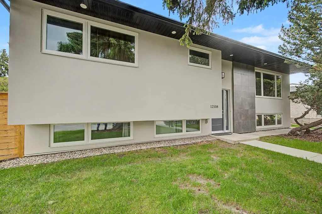 12108 Lake Waterton Way SE Calgary AB T2J 2M4