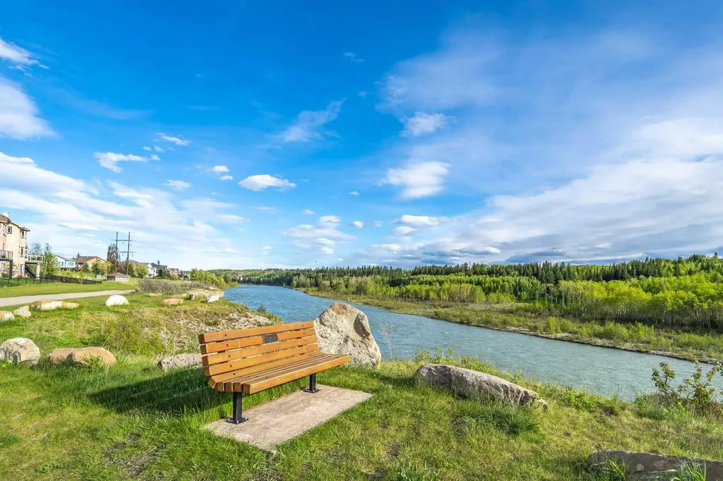 138 Gleneagles View Cochrane AB T4C 1W1
