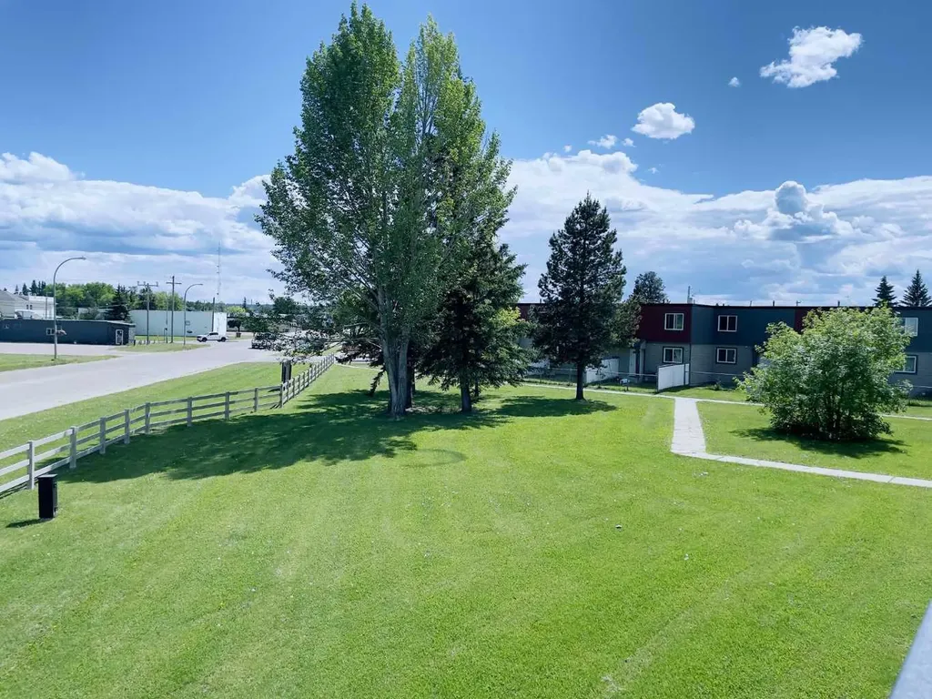 612 Main Street N Slave Lake AB T0G 2A1