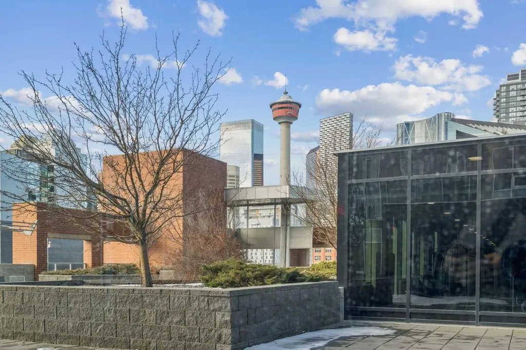 1320 1 Street SE Calgary AB T2G 0G8