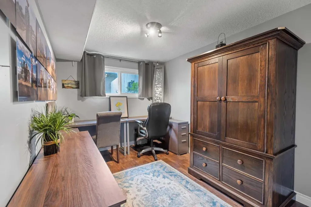 1141 Ninga Road NW Calgary AB T2K2P2
